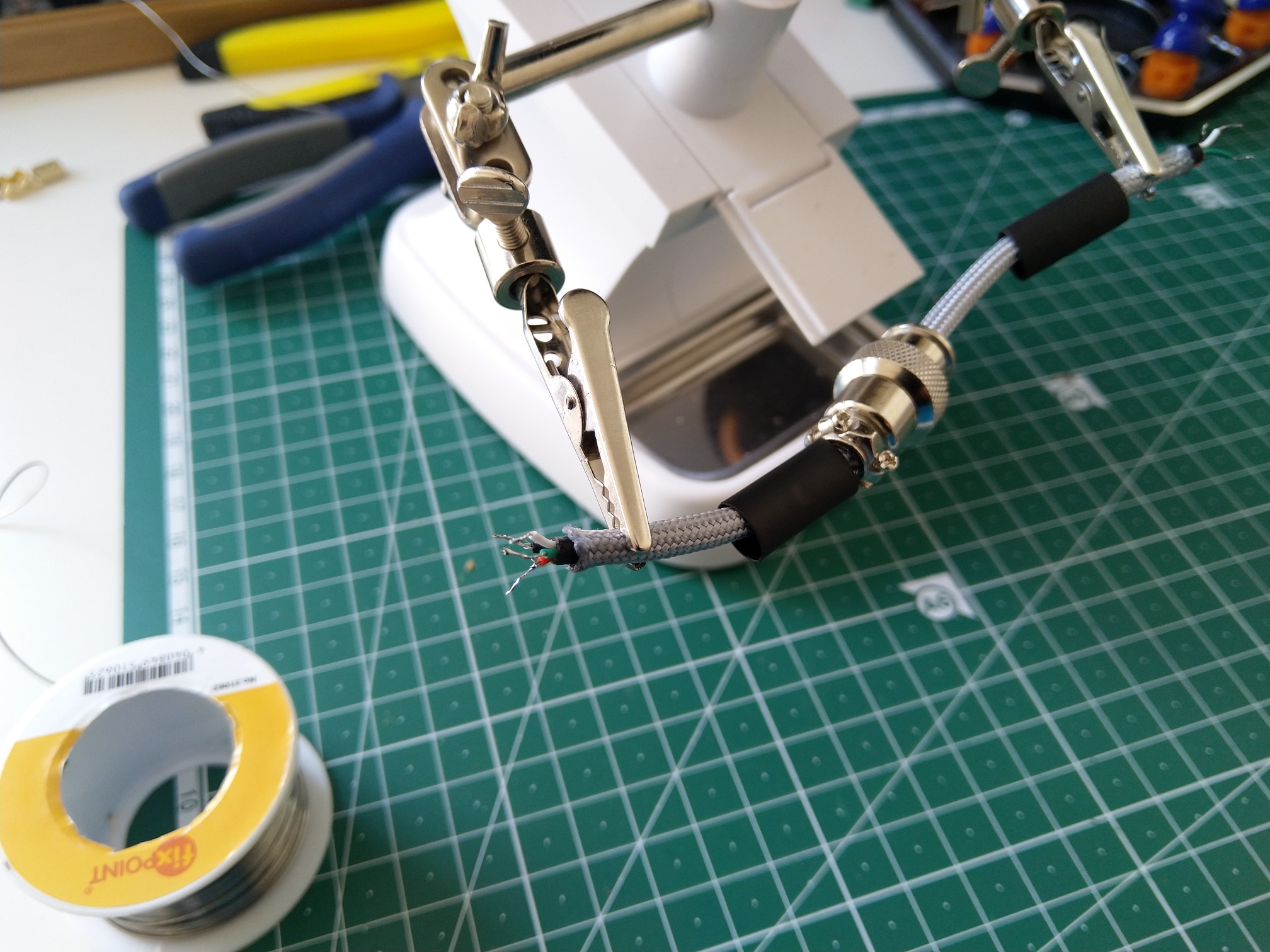 Diy Usb Need a USB cable? Build one! – Josef Adamčík